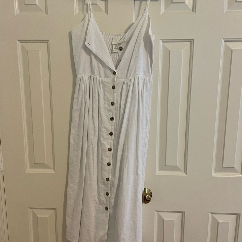 Elegant White Button-Down Dress